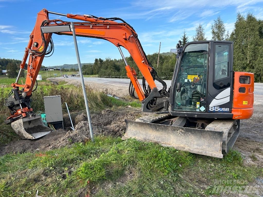 Hitachi ZX 85 US B-6 Väikeekskavaatorid 7t-12t