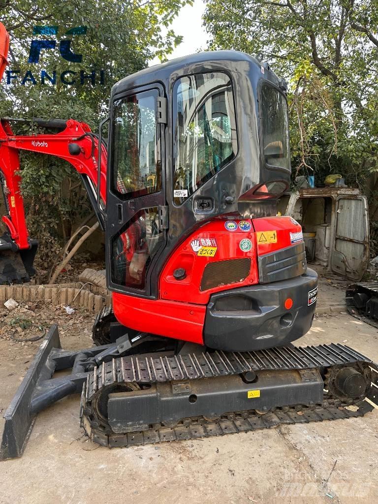 Kubota U 35 Roomikekskavaatorid