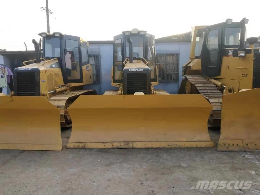 CAT D5M Buldooserid