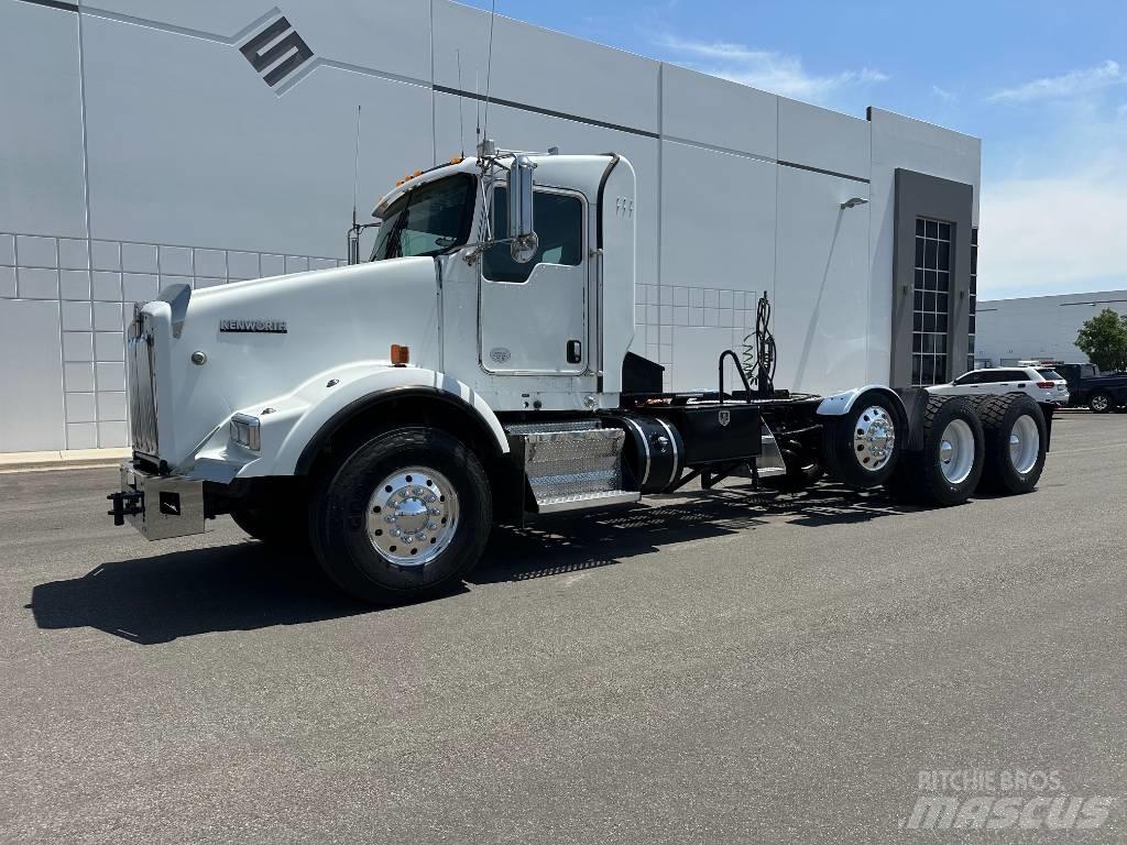 Kenworth T 800 Raamautod