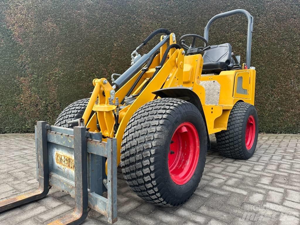 Knikmops KM 130 Mitmeotstarbelised laadurid