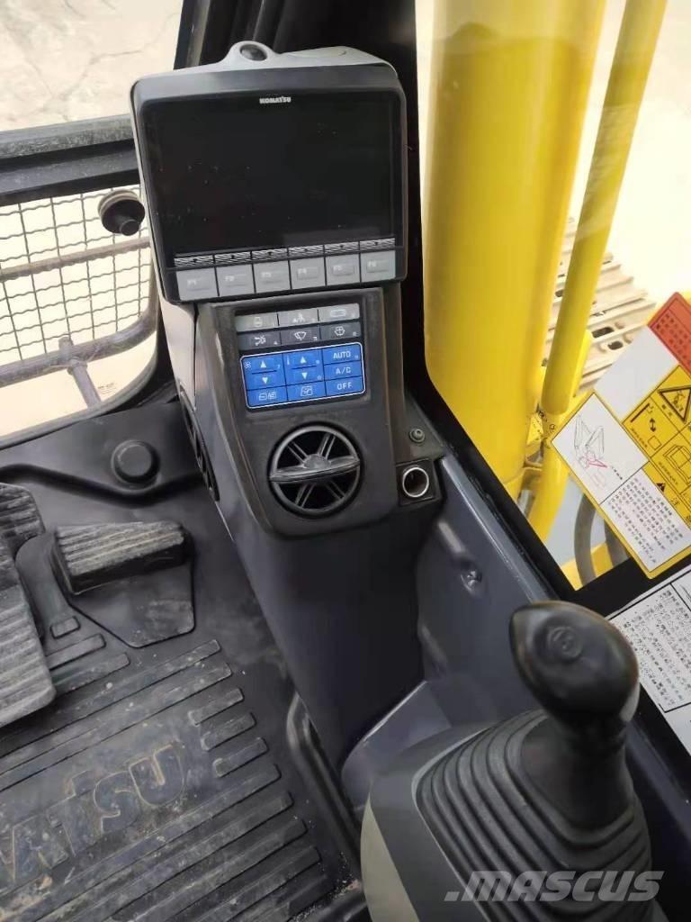 Komatsu PC 200 Roomikekskavaatorid