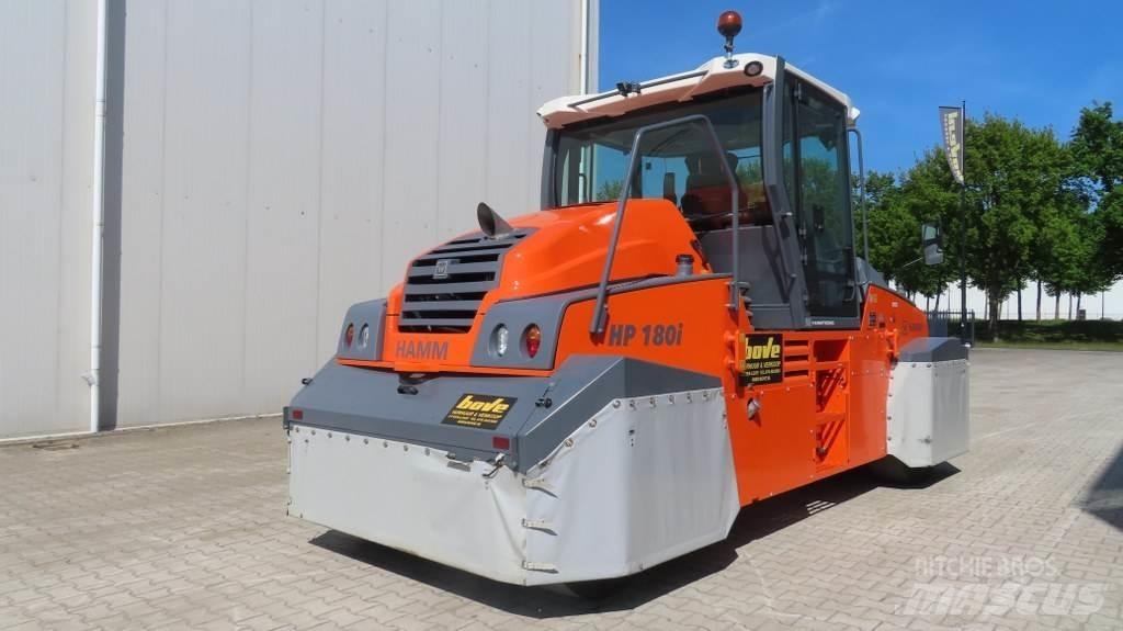 Hamm HP 180i Pneumorehvidega rullid