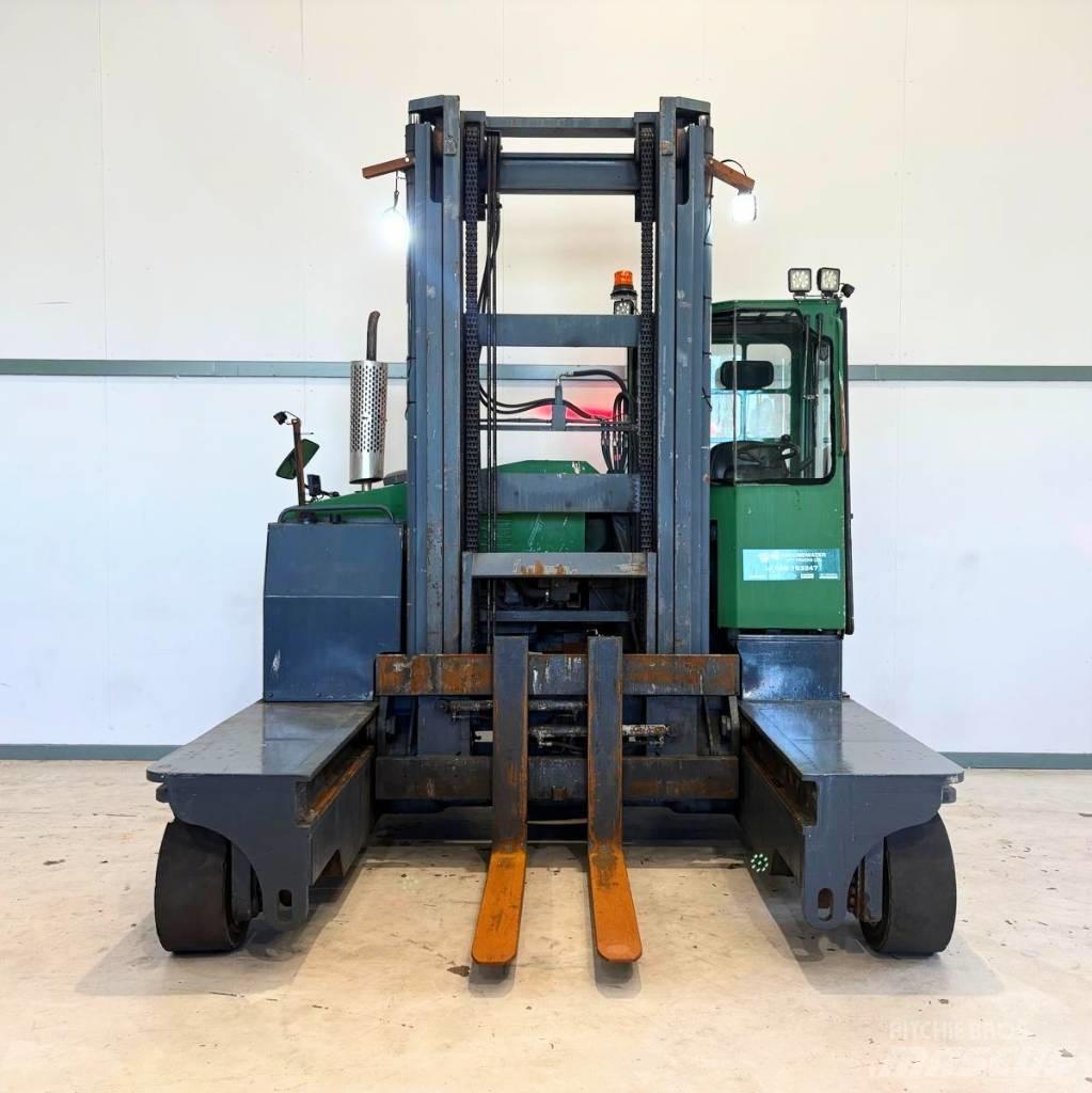 Combilift C 8000 Neljasuuna lükandmastiga tõstukid