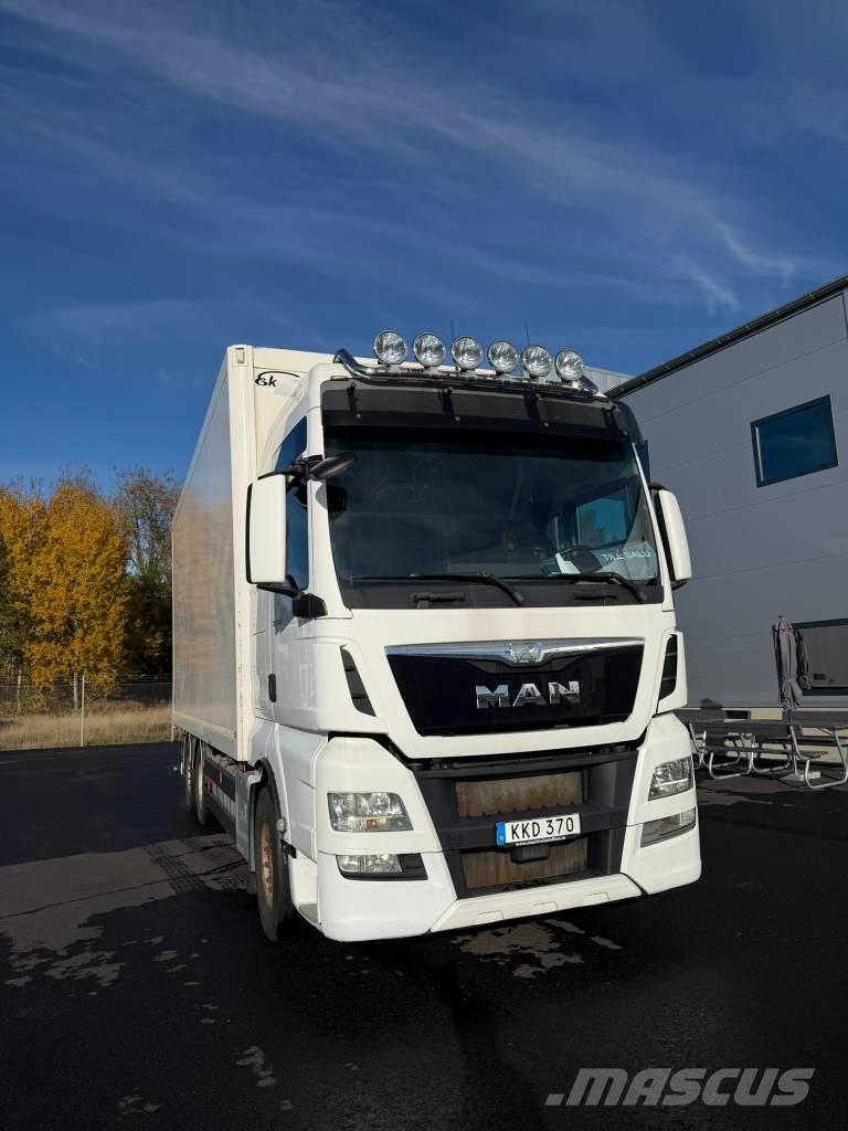 MAN TGX 26.480 6x2 Furgoonautod