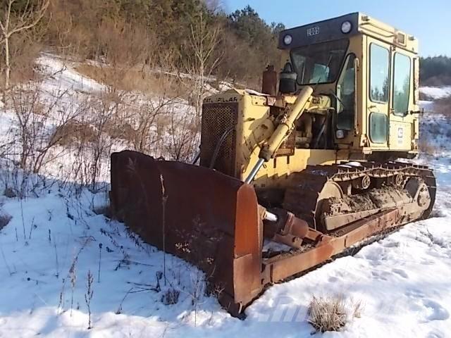CAT D 5 B Buldooserid
