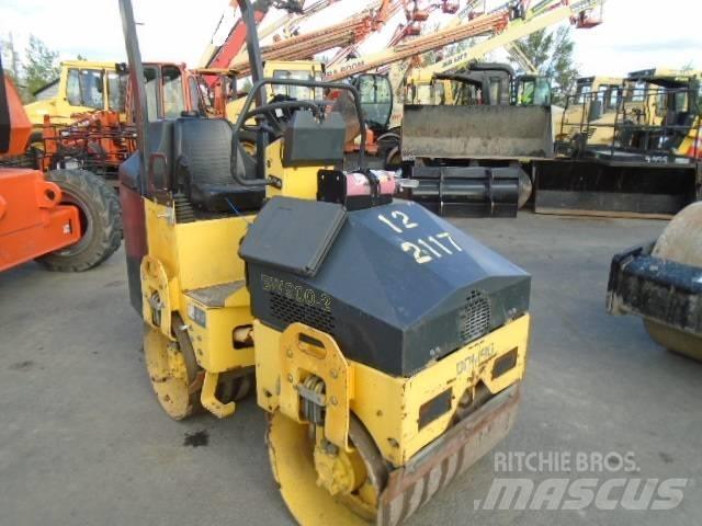Bomag BW 900-2 Tandemrullid