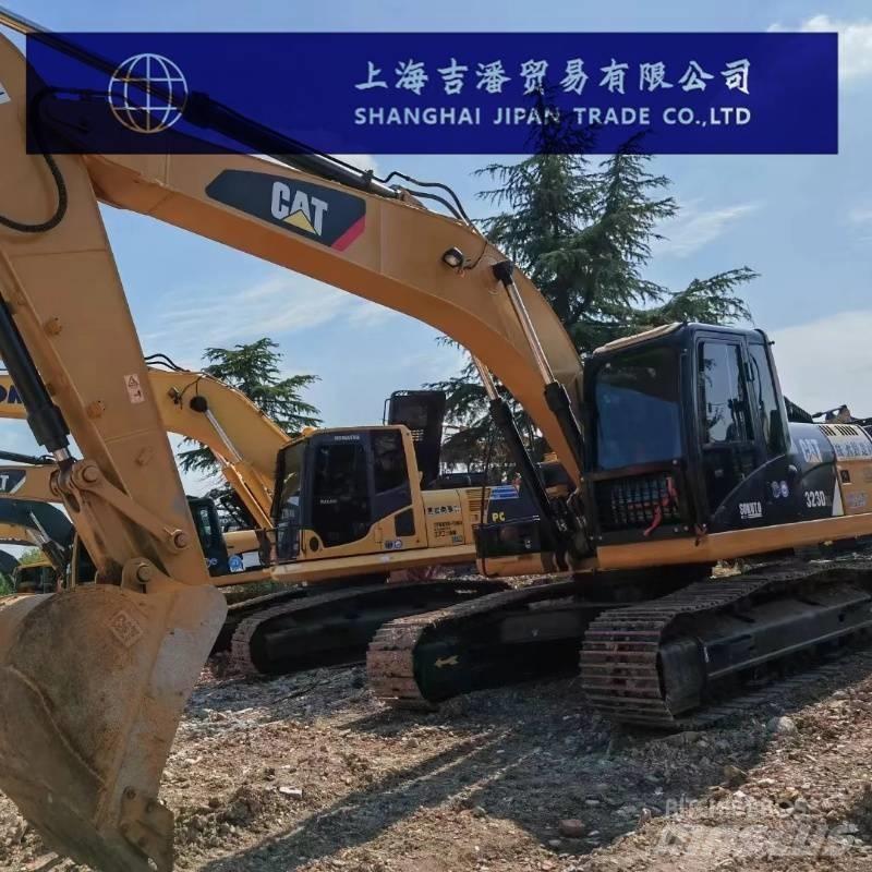CAT 323 D Roomikekskavaatorid
