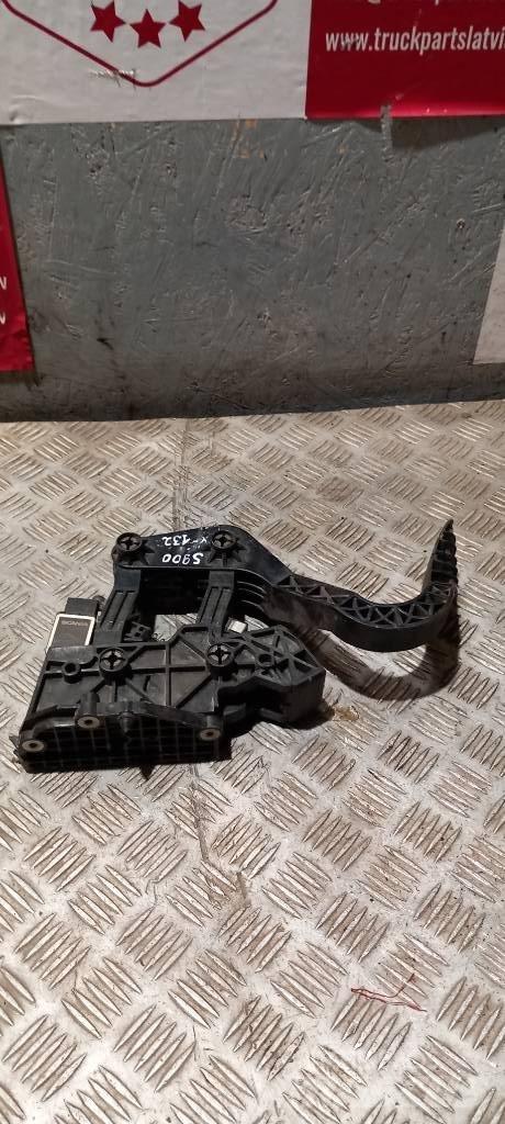 Scania R 480    1753411 Kabiinid