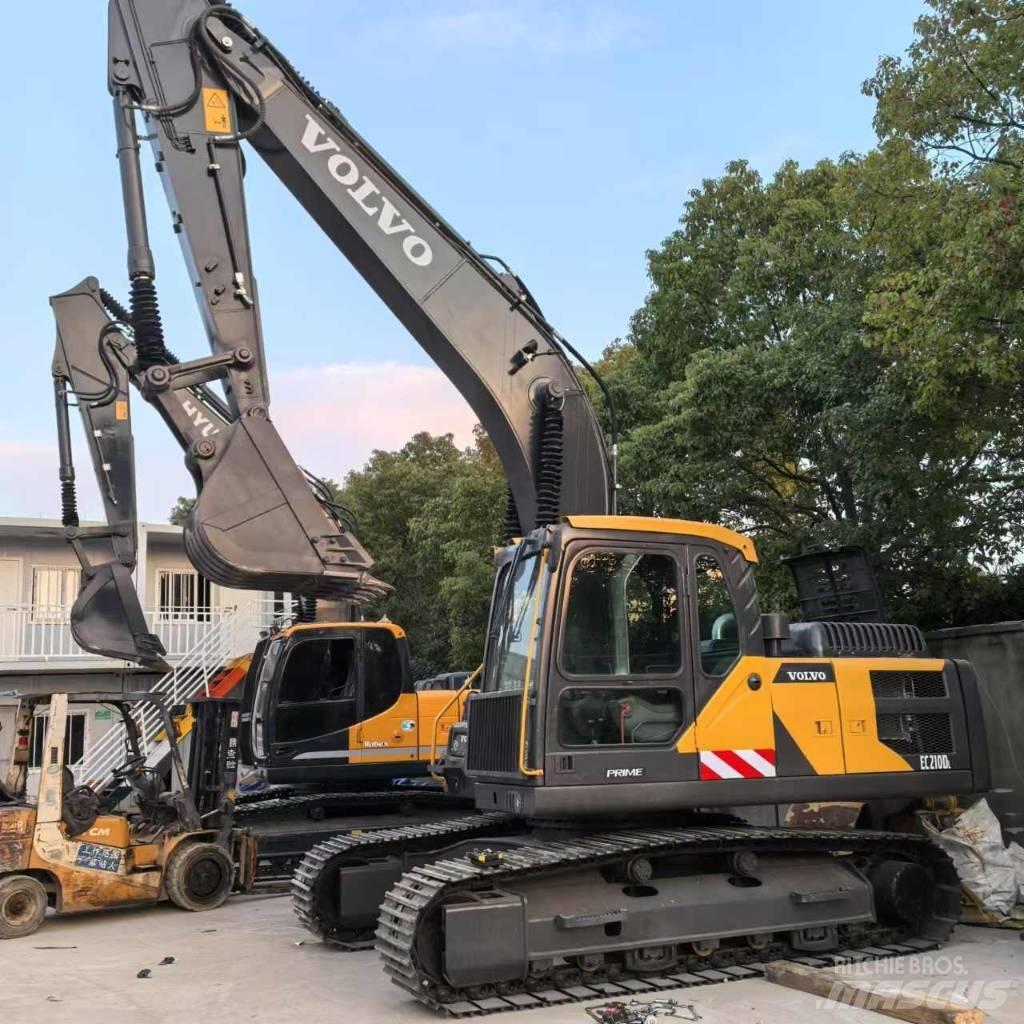 Volvo EC 210 D Väikeekskavaatorid 7t-12t