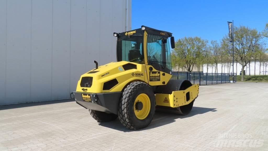 Bomag BW177 D-5 Ühe trumliga rullid