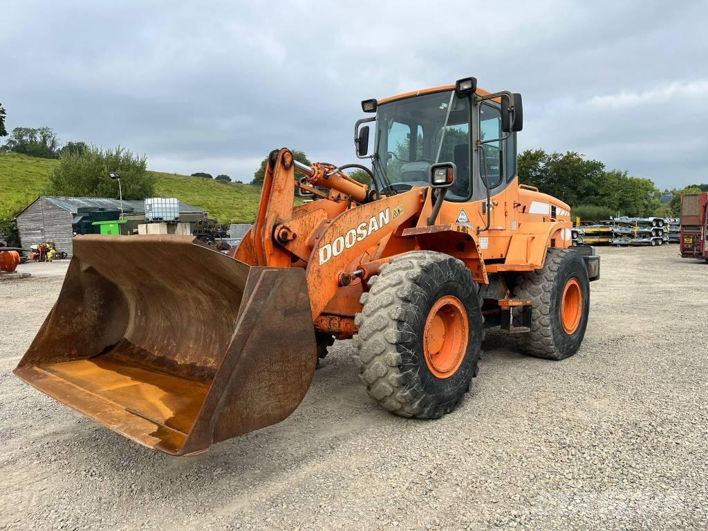 Doosan DL 200 Rataslaadurid