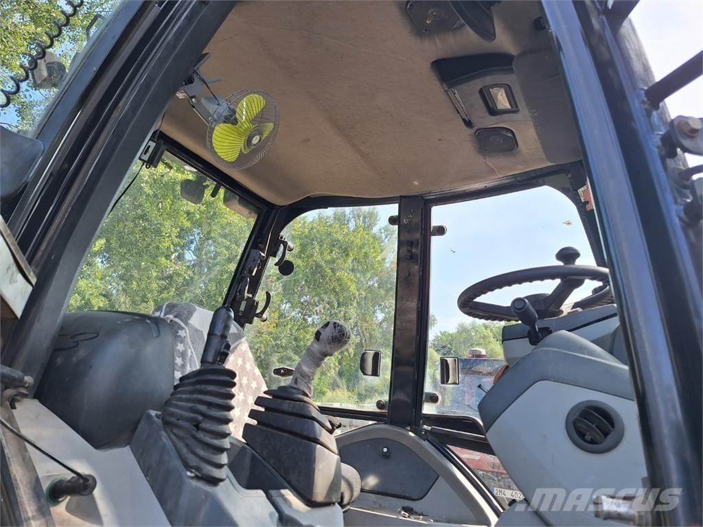 CAT 442 E 4X4 Muu