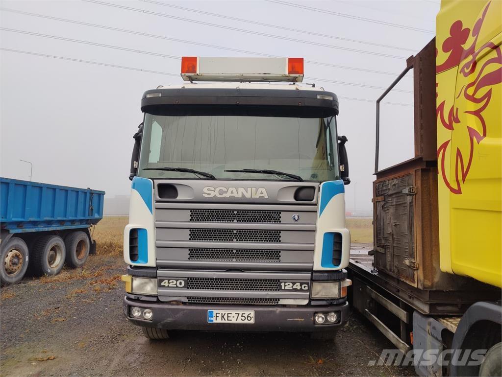 Scania G124 Kraanaga veokid