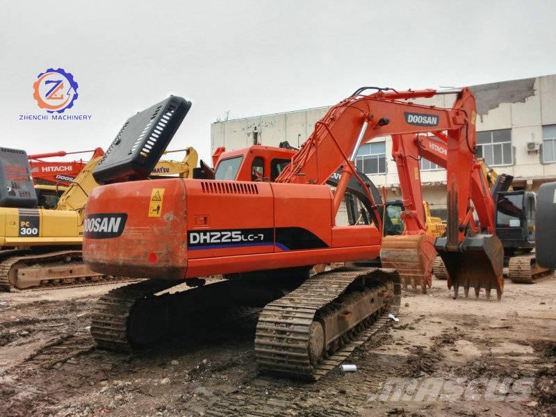 Doosan DH 225 LC-7 Roomikekskavaatorid