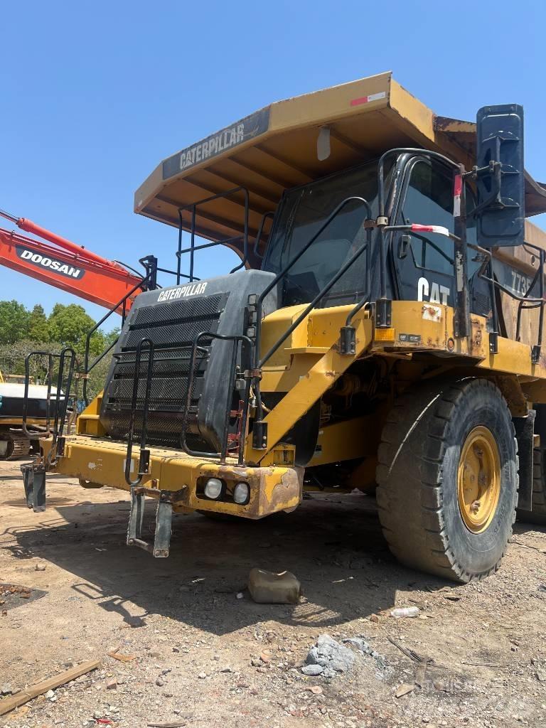 CAT 773 F Liigendraamiga pinnaseveokid