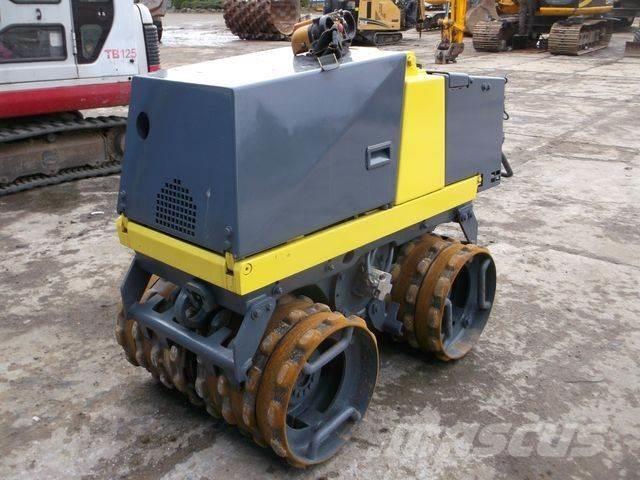Bomag BMP 851 Vibraatorid