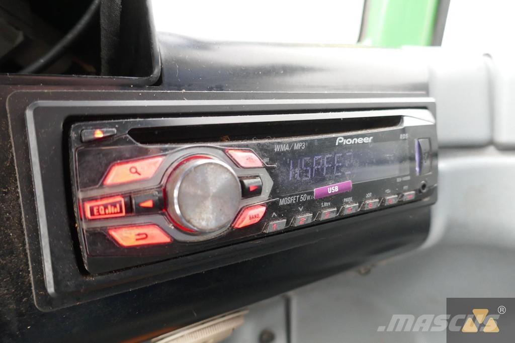 John Deere 1270E Harvesterid