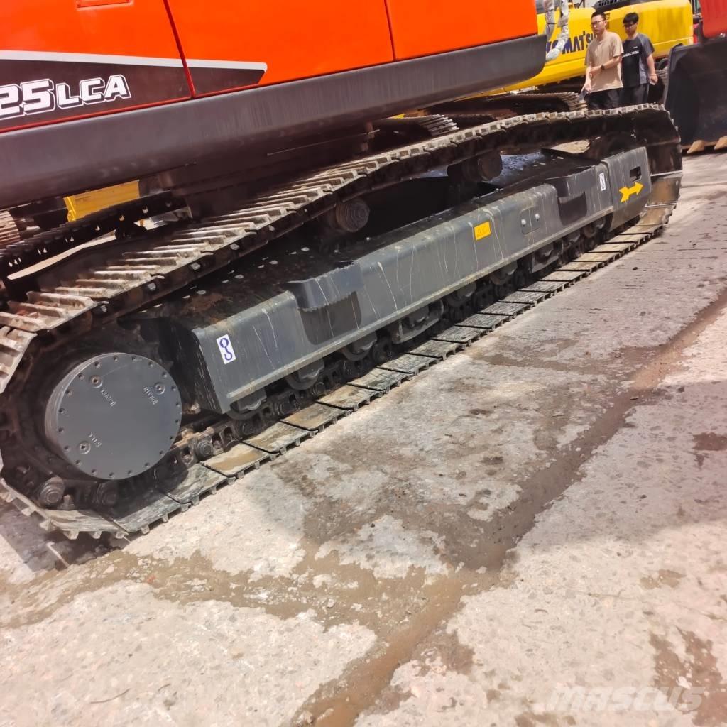 Doosan DX 225 LC-9C Roomikekskavaatorid