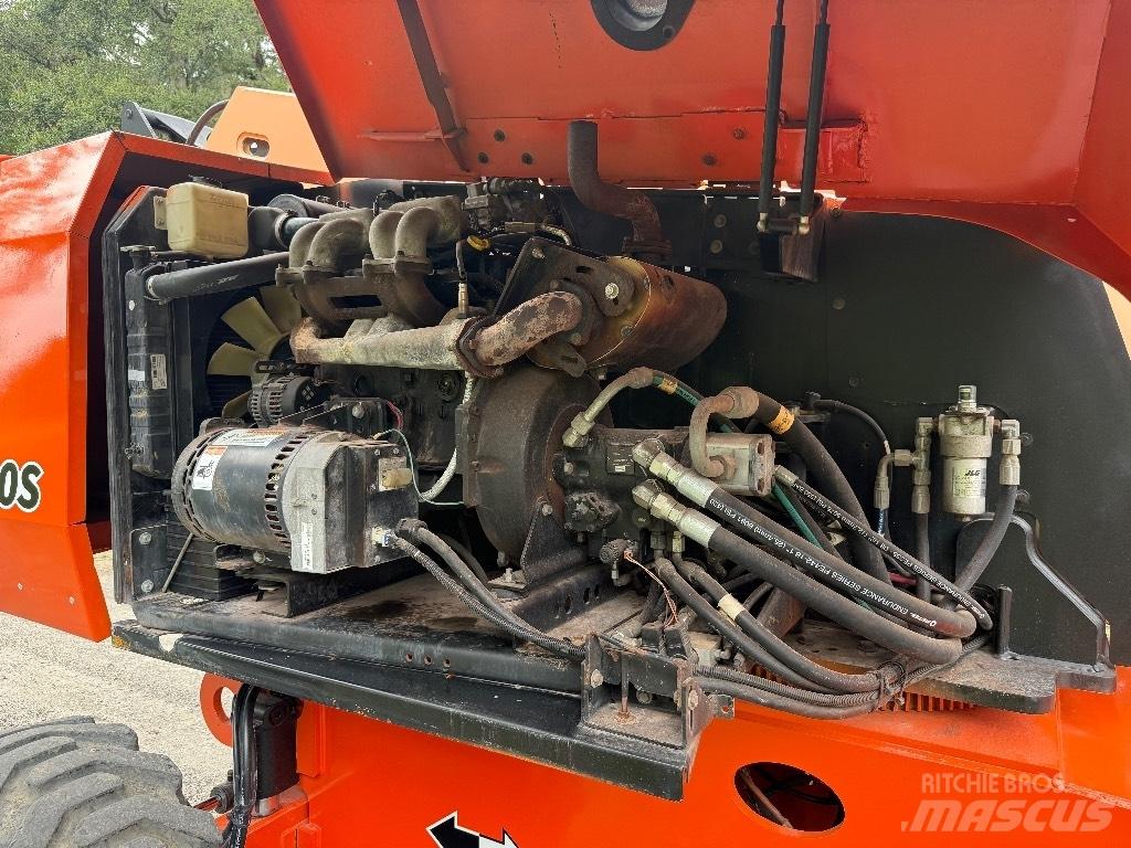 JLG 600 S Teleskoop poomtõstukid