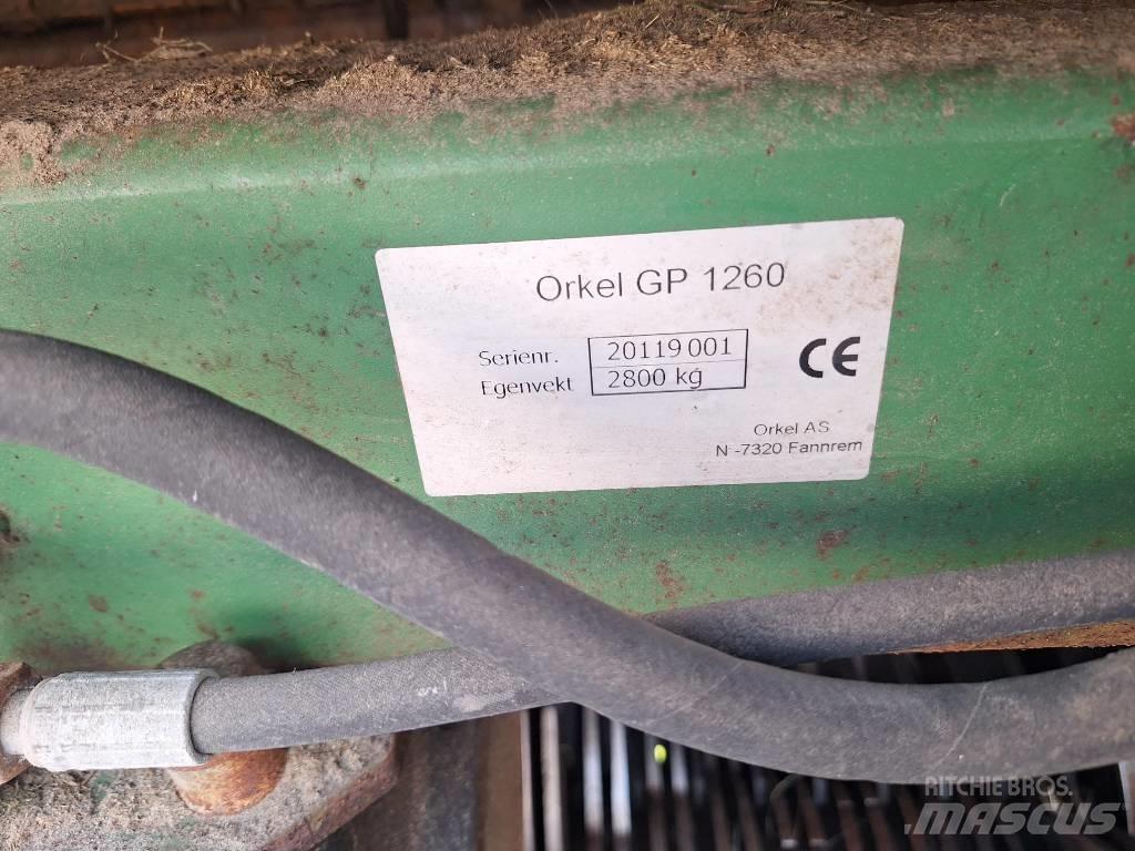 Agronic 1302 RR Ruloonpressid