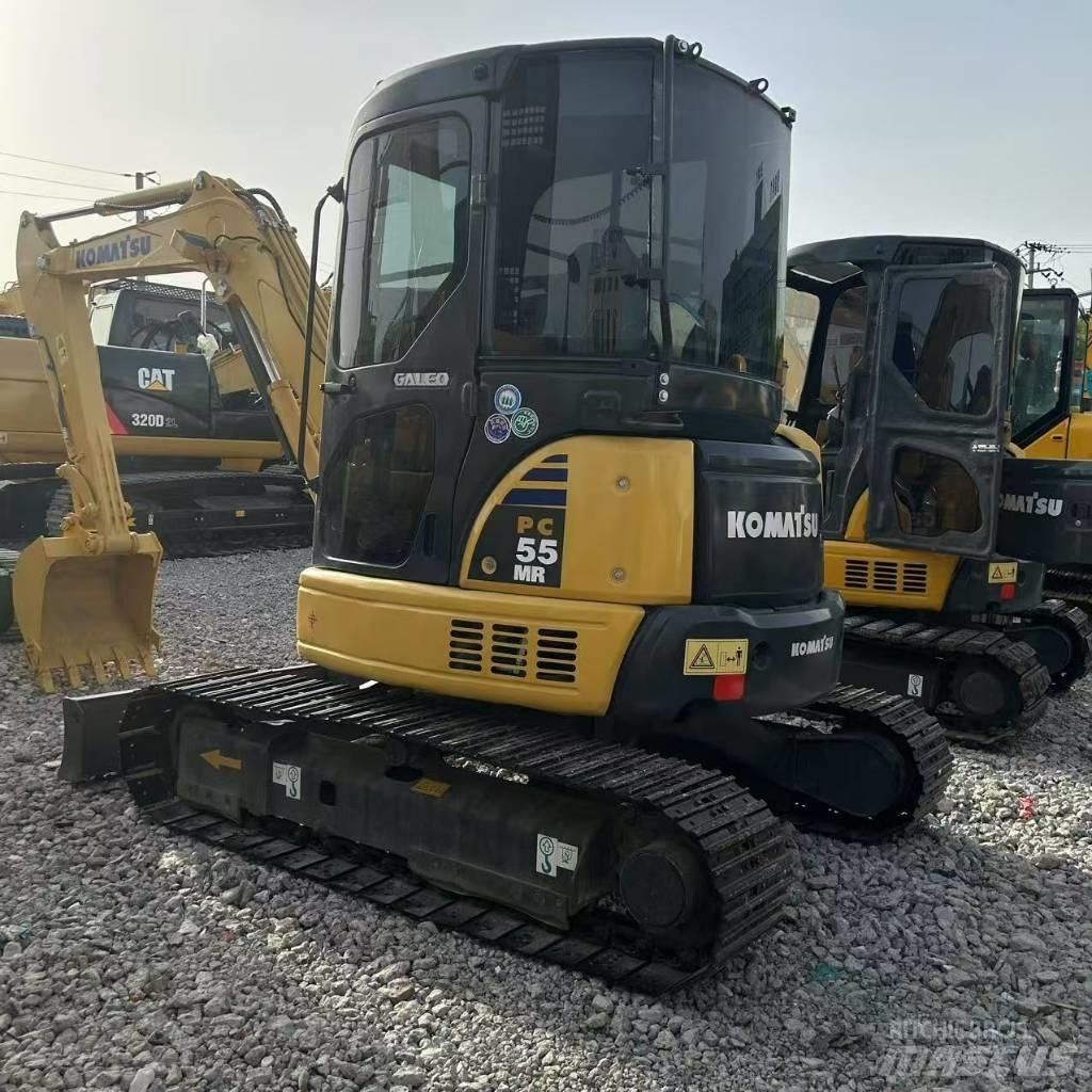 Komatsu 55-2 Roomikekskavaatorid