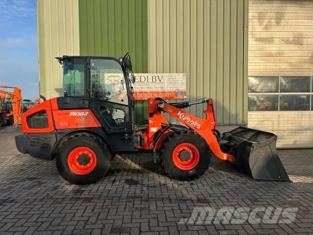 Kubota R 082 Rataslaadurid