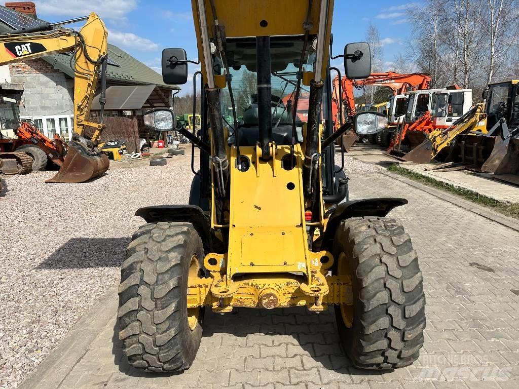 CAT 906 H 2 Rataslaadurid
