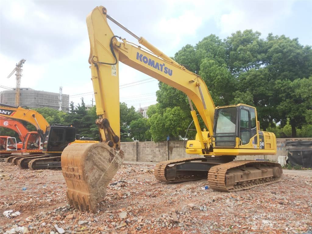 Komatsu PC 240LC-8 Roomikekskavaatorid