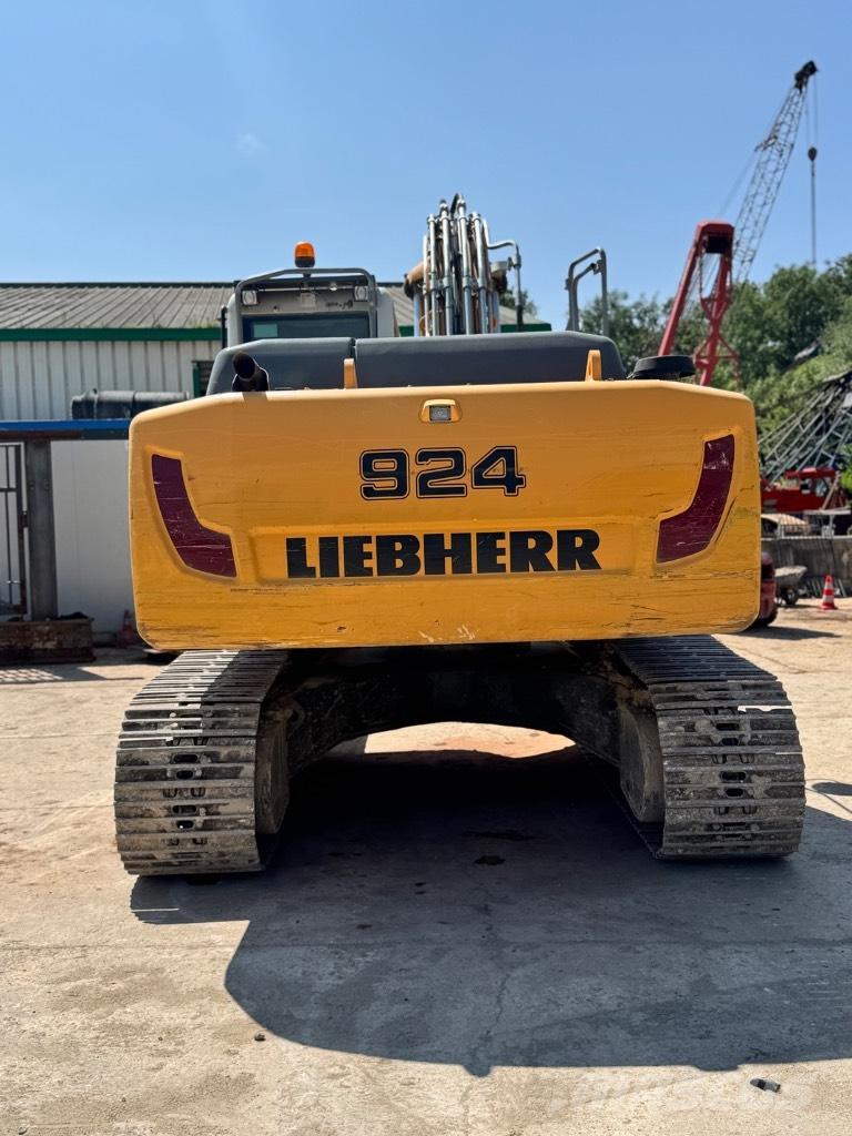 Liebherr 924 Roomikekskavaatorid