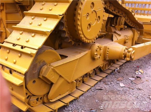 CAT D 7 H Buldooserid