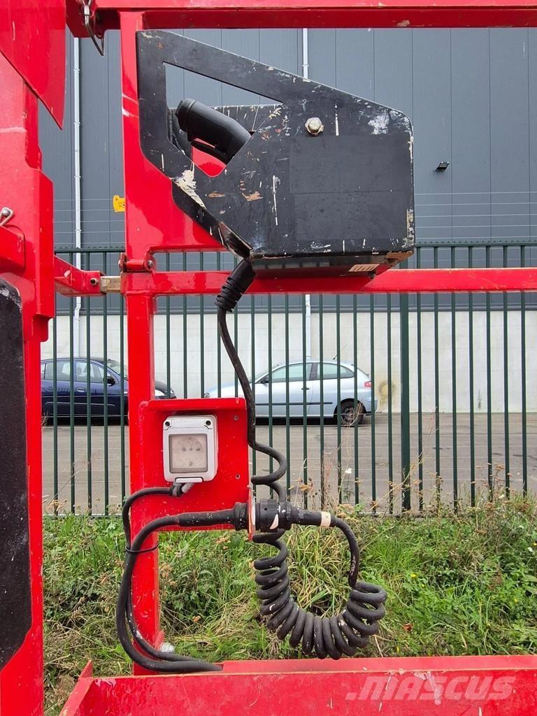 JLG 6rs Käärtõstukid