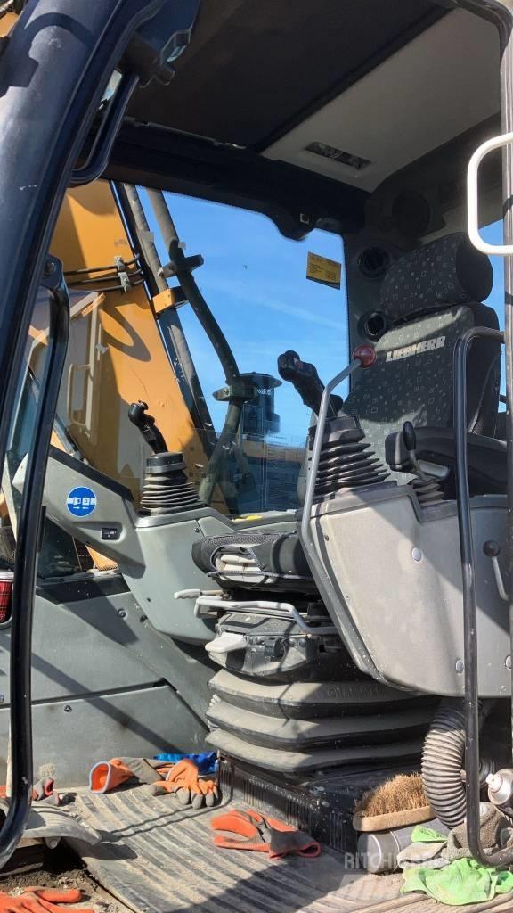 Liebherr R 914 Roomikekskavaatorid