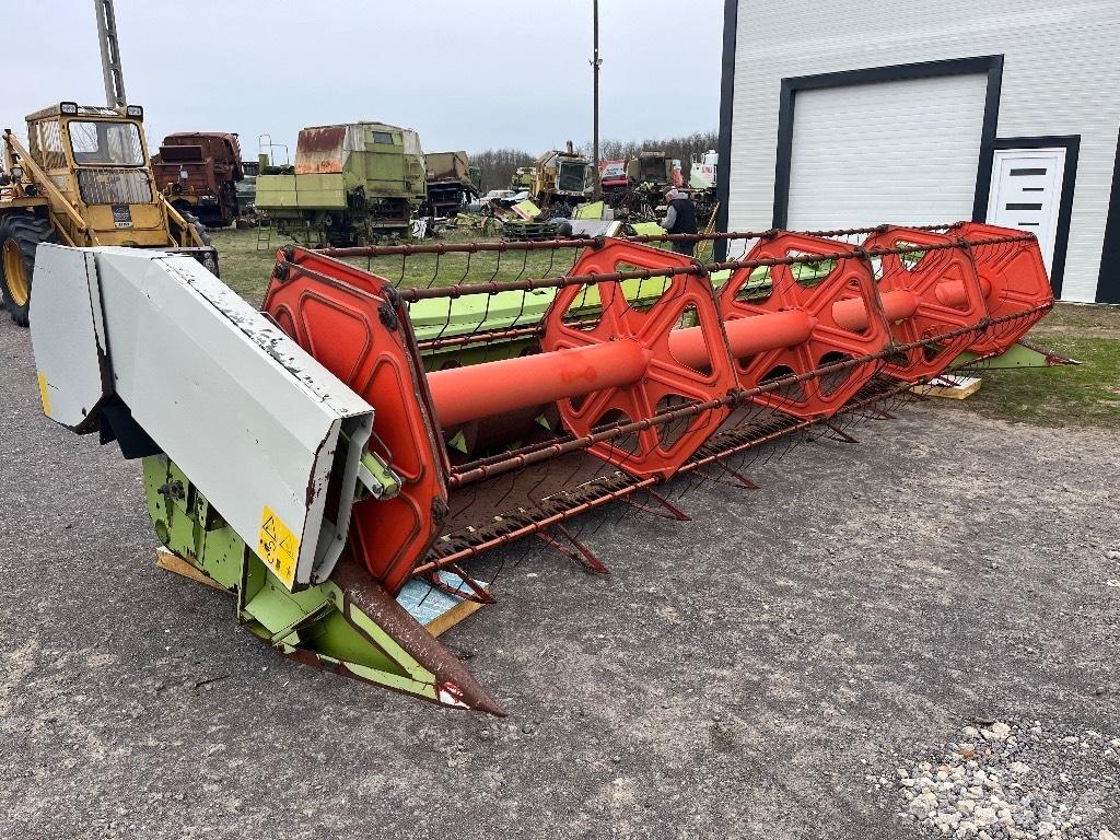 CLAAS C 600 Kombainide heedrid