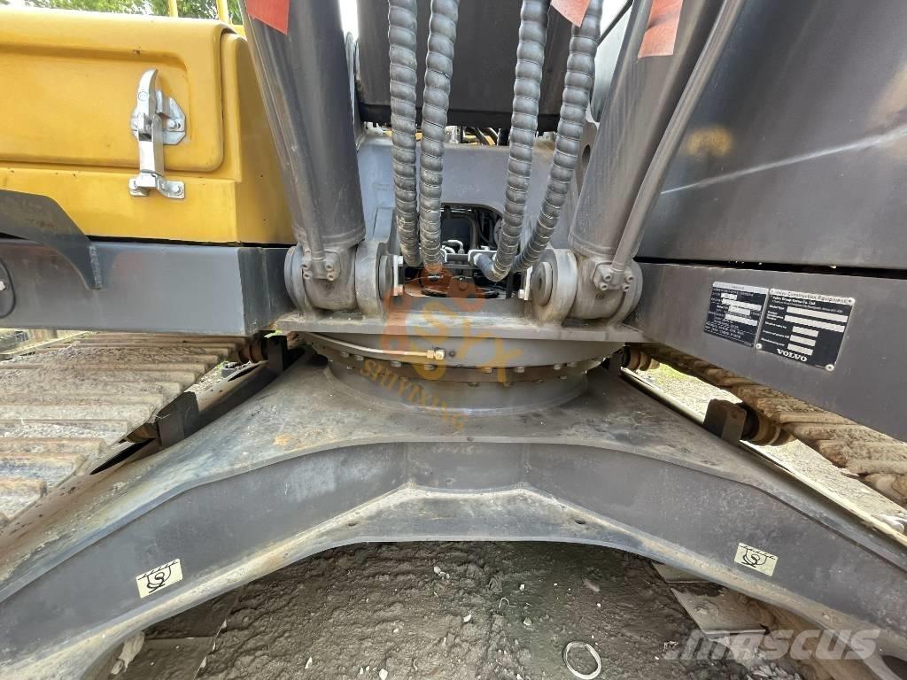 Volvo EC 200 D Roomikekskavaatorid