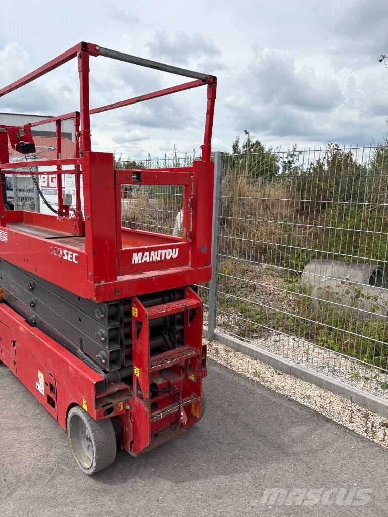 Manitou 100 SEC Käärtõstukid