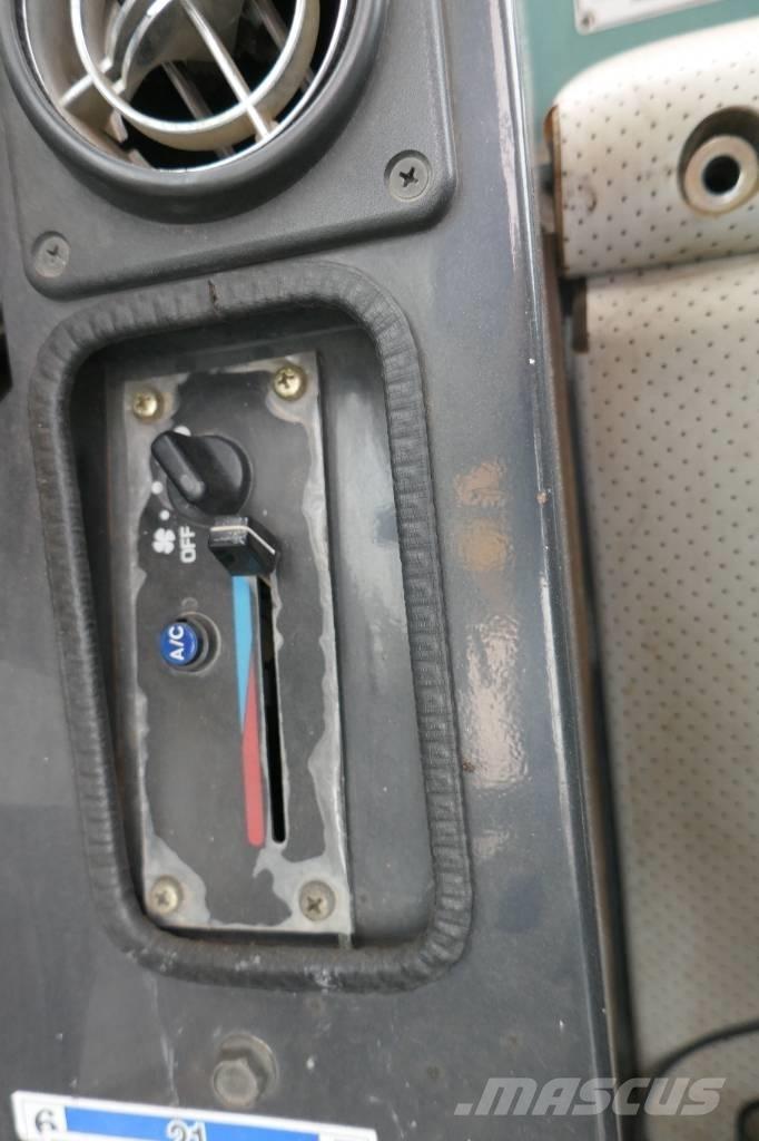 Yanmar B7-5A Roomikekskavaatorid
