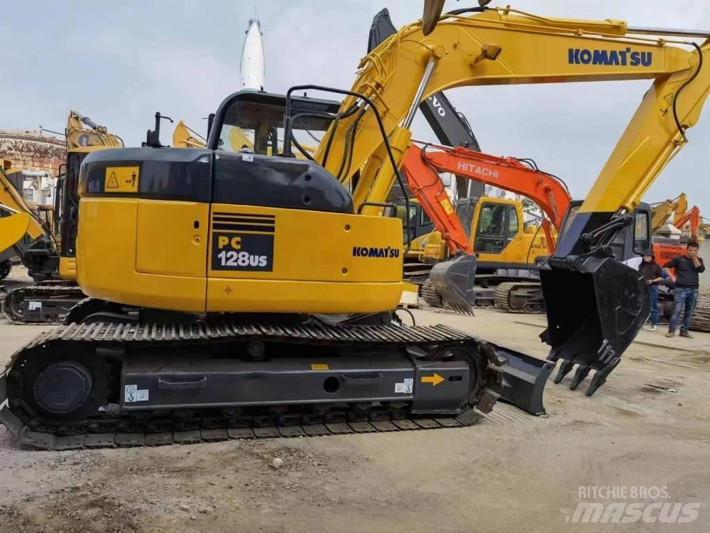 Komatsu PC 128 US Väikeekskavaatorid 7t-12t