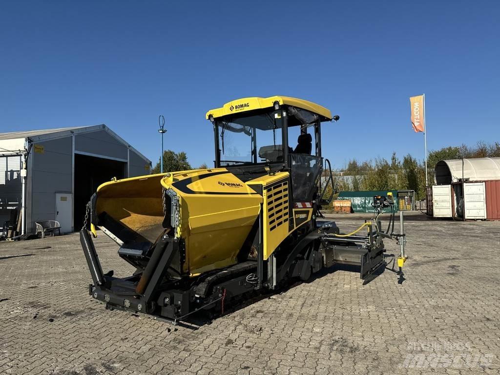 Bomag BF 300 C-2 Asfaldilaoturid