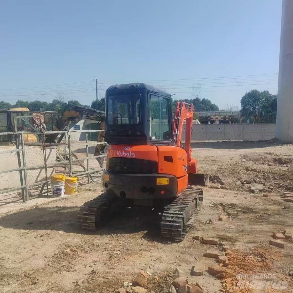 Kubota U 27 Miniekskavaatorid < 7 t