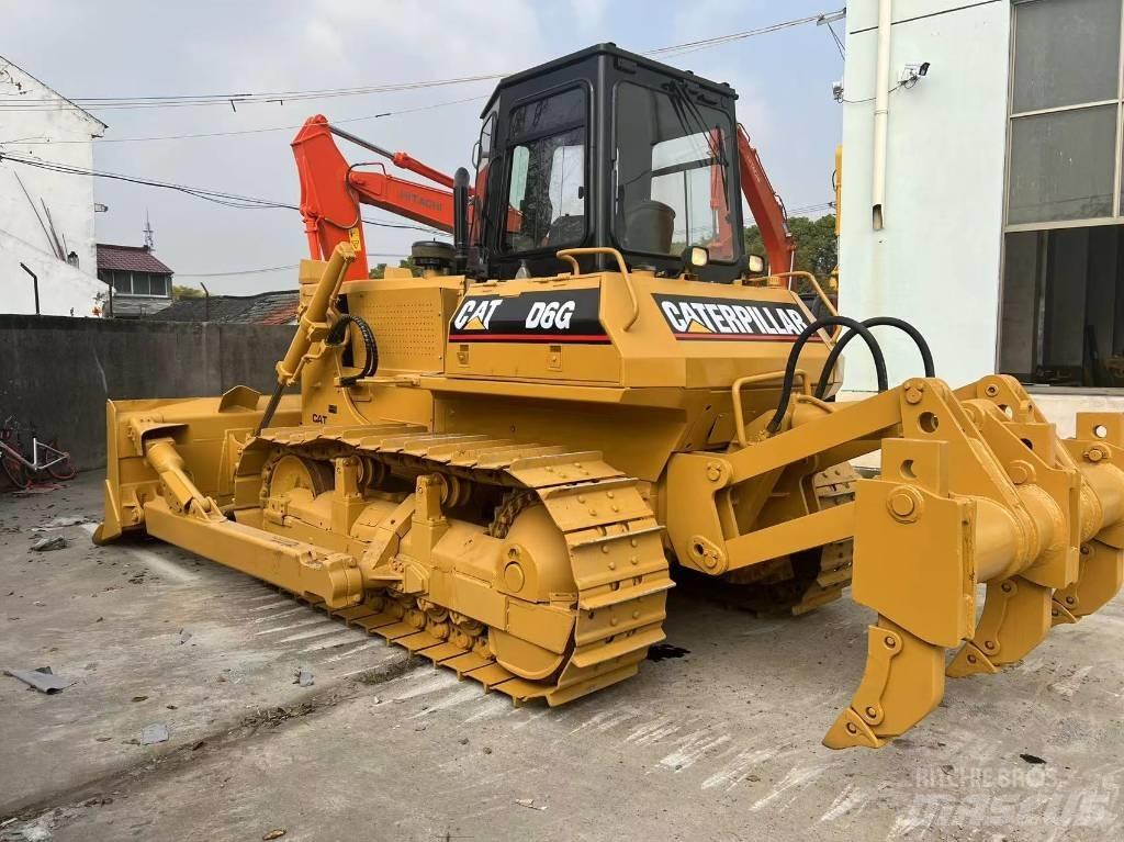 CAT D6G Buldooserid