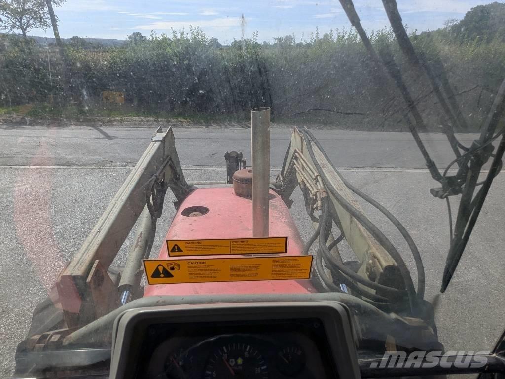 Massey Ferguson 6120 Traktorid