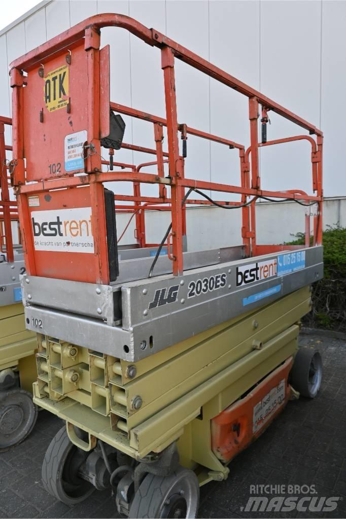JLG 2030ES Käärtõstukid