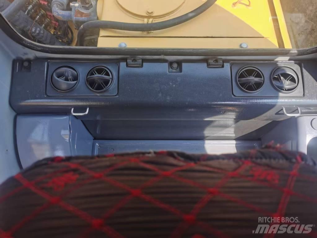 Komatsu PC 400 Roomikekskavaatorid