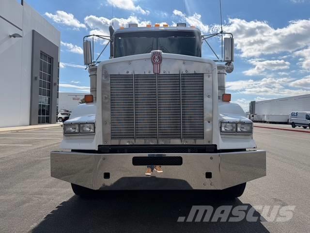 Kenworth T 800 Sadulveokid