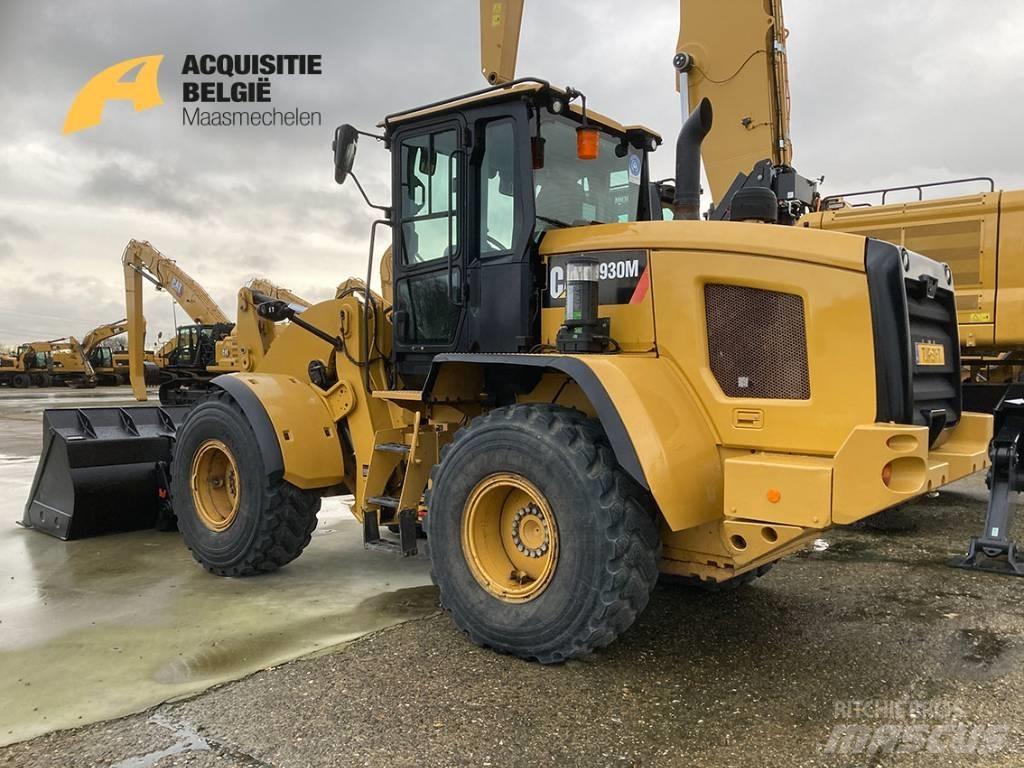 CAT 930M Rataslaadurid