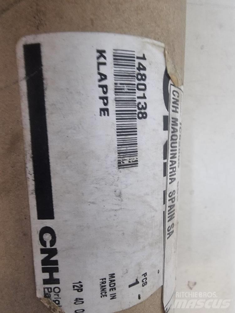 O&K RH/MH  1480138 Kabiinid