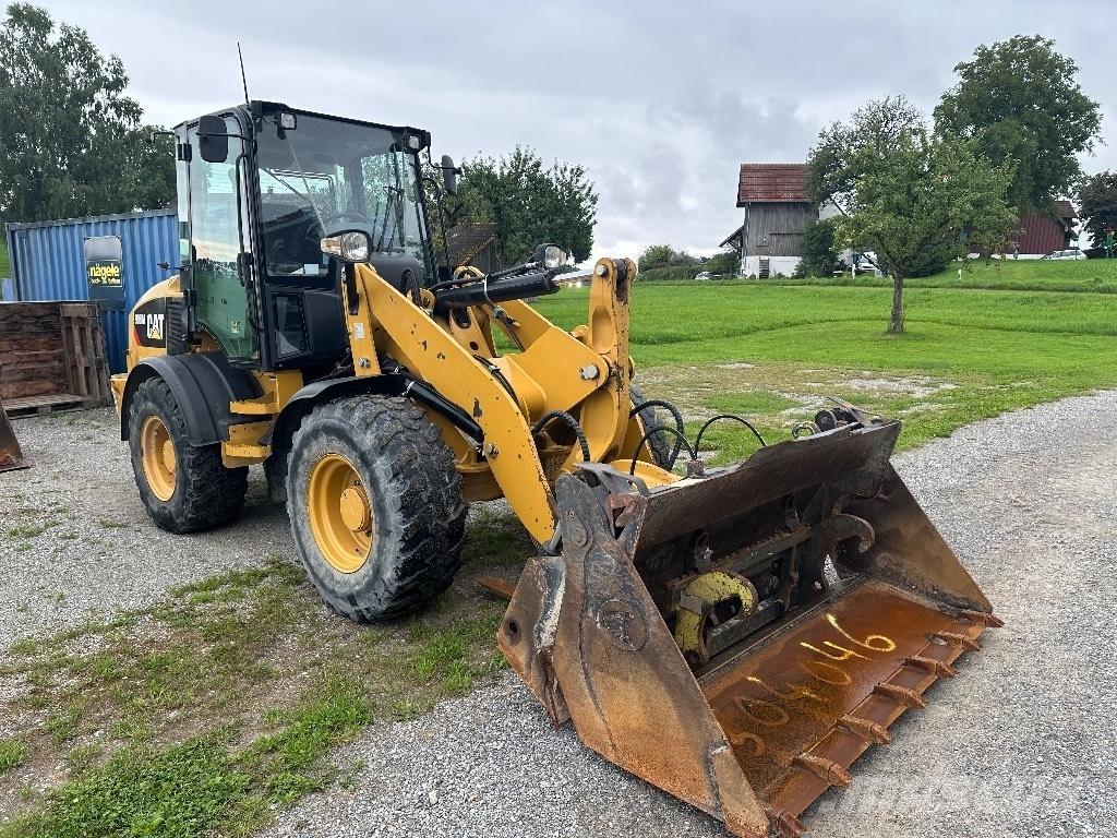 CAT 908M Radlader Rataslaadurid