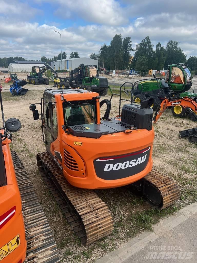 Doosan DX 140 LCR-7 Roomikekskavaatorid
