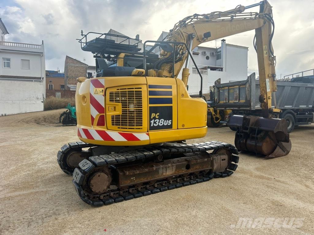 Komatsu PC 138 Roomikekskavaatorid